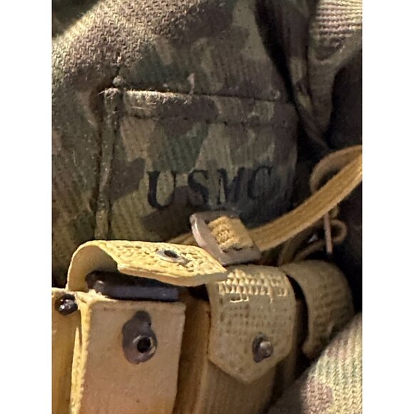 Hasbro GI Joe Blue Eyes Camo Utilities Jointed Rifle Ammo Pouch Helmet Marine 96 - Picture 5 of 13